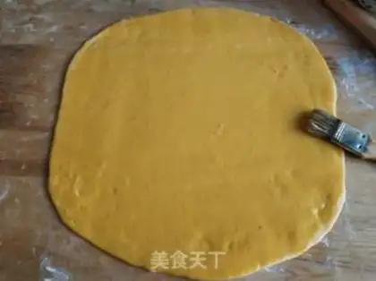 Make Pumpkin rolls step 7