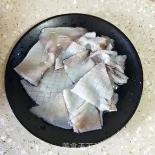 Make Squids with garlic step 2
