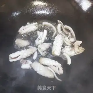 Make Squids with garlic step 5