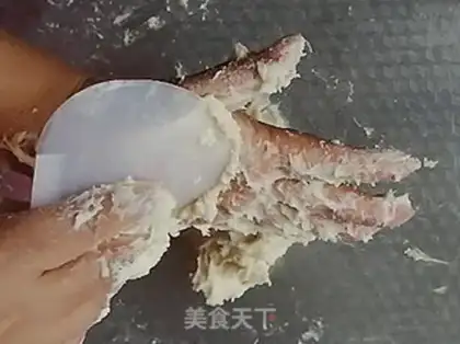 Make The pasta method of hand rubbing step 2