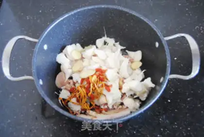 Make Monkey mushroom chicken soup step 4