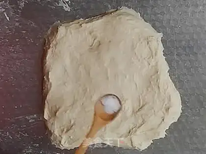 Make The pasta method of hand rubbing step 5