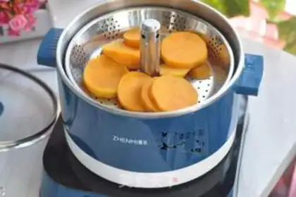 Make Cheese-meat cereals step 1