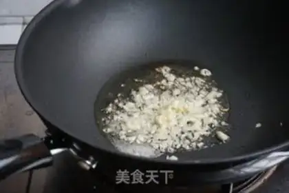 Make Precious macaroni and cabbage step 2