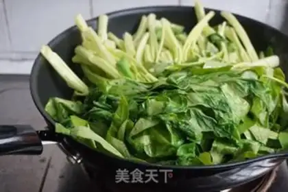 Make Precious macaroni and cabbage step 4