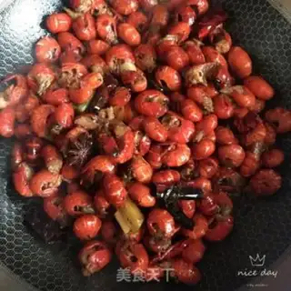 Make Spicy lobster tail step 8