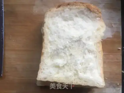 Make Onion egg toast step 0