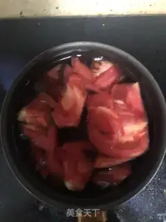 Make Tomato egg soup step 1
