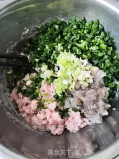 Make A meat bun step 5