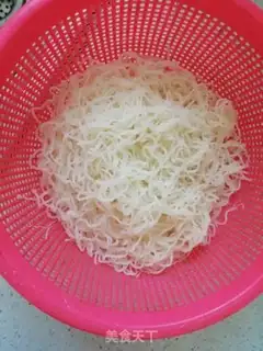 Make Three-fried rice lines step 3