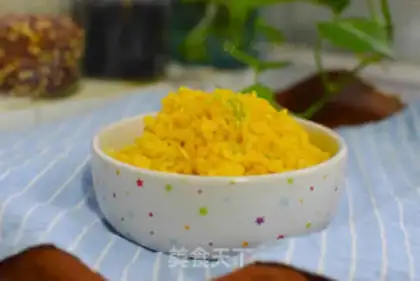 Make Gold egg fried rice step 4