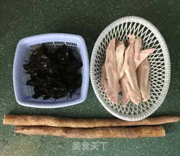 Make Pork-wire soup step 0