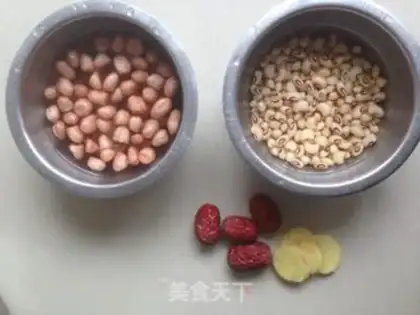 Make Peanut bean, chicken feet step 0