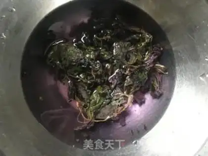 Make Yellow, purple, fried meat step 3