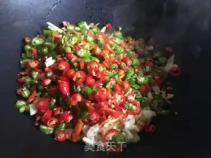 Make Yellow, purple, fried meat step 4