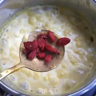 Make Milk pumpkin oatmeal step 4