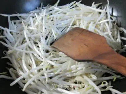 Make The fragrance and the green bean bud step 1