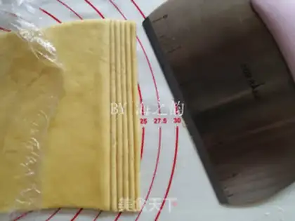 Make Simulating corn buns step 4