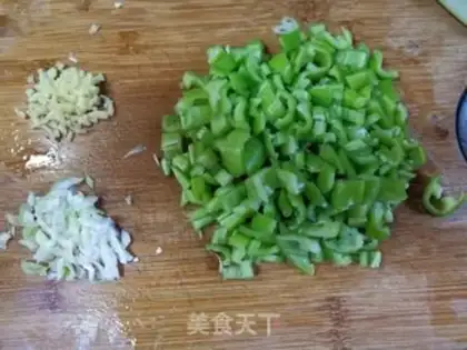 Make Meat and egg sauce step 0