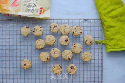 Make oatmeal cookies step 9