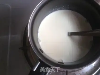 Make Cracker eggs step 1