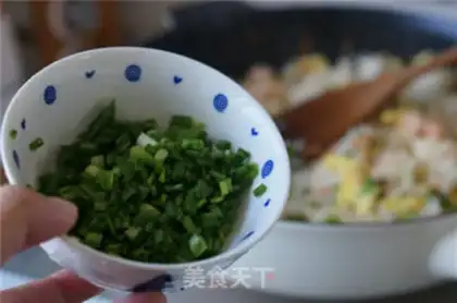 Make Shrimp squid fried rice step 8