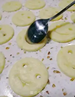 Make Smiley potatoes step 8