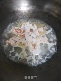 Make Smelt mushroom shrimp soup step 6