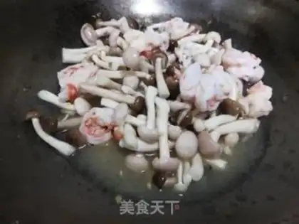 Make Smelt mushroom shrimp soup step 7