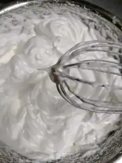 Make Coco pine rolls step 4