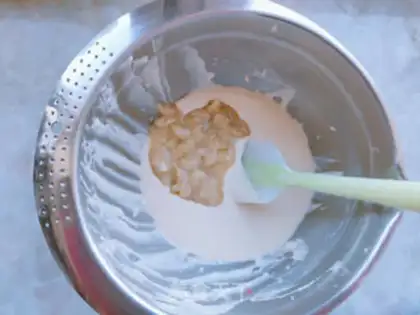 Make Banana muffins step 4