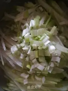 Make Five radishes step 2