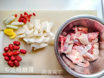 Make Old duck radish soup step 1