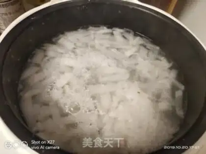 Make Roach corn gravy step 1