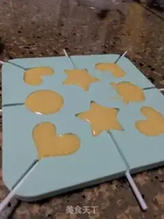 Make Homemade milk lollipop step 7