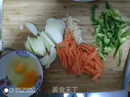 Make Chicken sauce noodles step 2