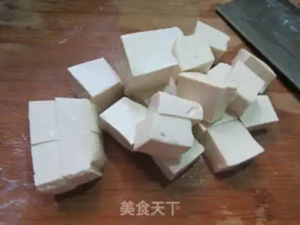 Make Shrimp-flavored tofu step 1