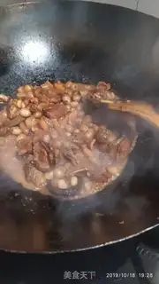 Make A duck with a lotus peanut step 8