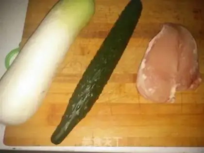 Make Chicken rolls with radish step 0