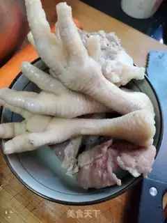Make ♪ The carrots, the chicken feet ♪ step 0