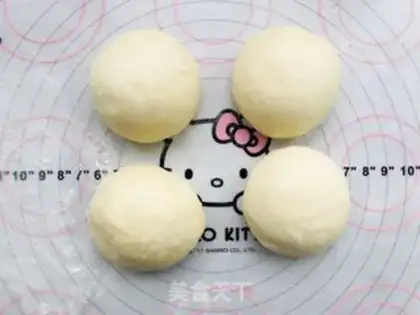 Make Chinese cream toast step 8