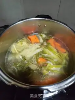 Make ♪ The carrots, the chicken feet ♪ step 4