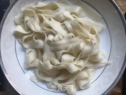 Make Candied egg noodles step 1