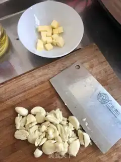 Make Garlic bread step 1