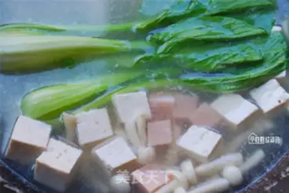 Make Tofu fungus soup step 5