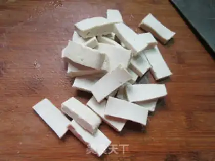 Make Celery makes a thousand tofu step 1