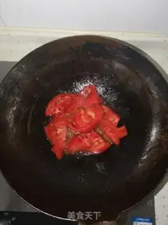 Make Tomato egg soup step 1