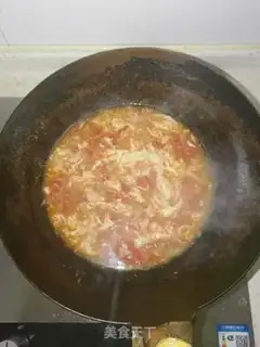 Make Tomato egg soup step 4