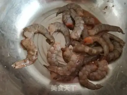 Make Shrimp oil soup step 0