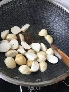 Make The octopus belly burns the taro step 7